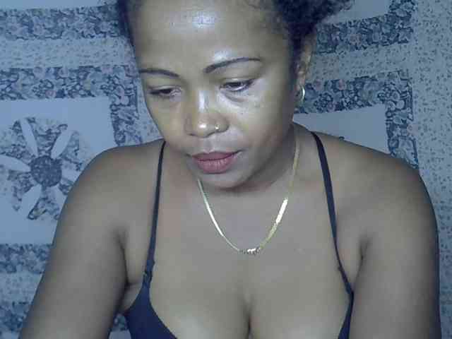 Modèle: Sexywife1