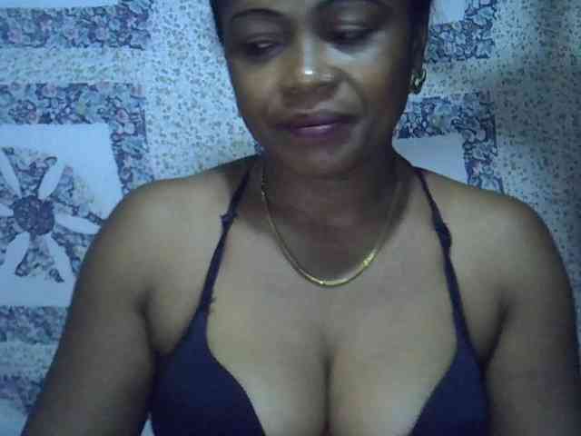Modèle: Sexywife1