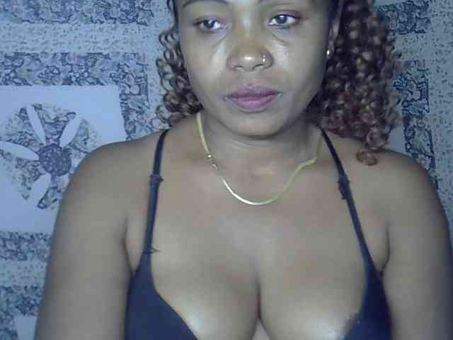 Sexywife1 webcam