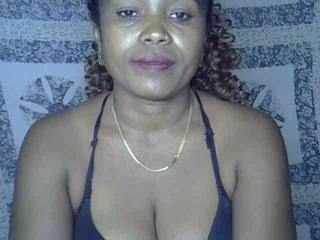 Sexywife1 webcam