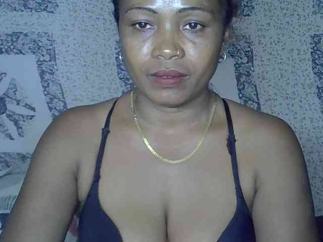 Sexywife1 webcam