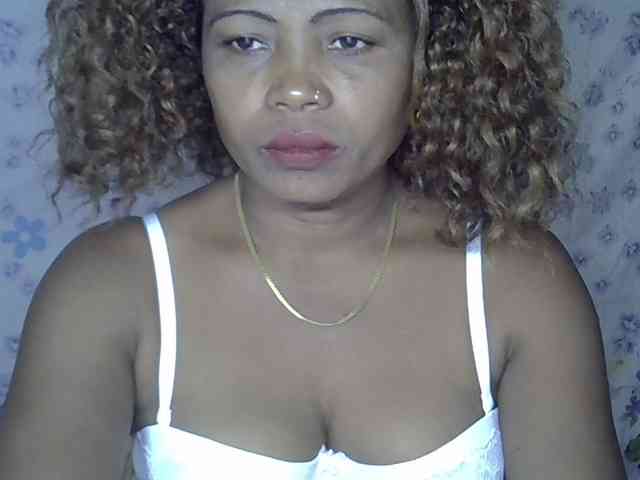 Sexywife1 webcam