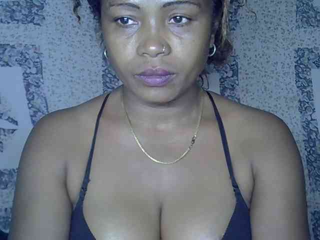 Sexywife1 webcam