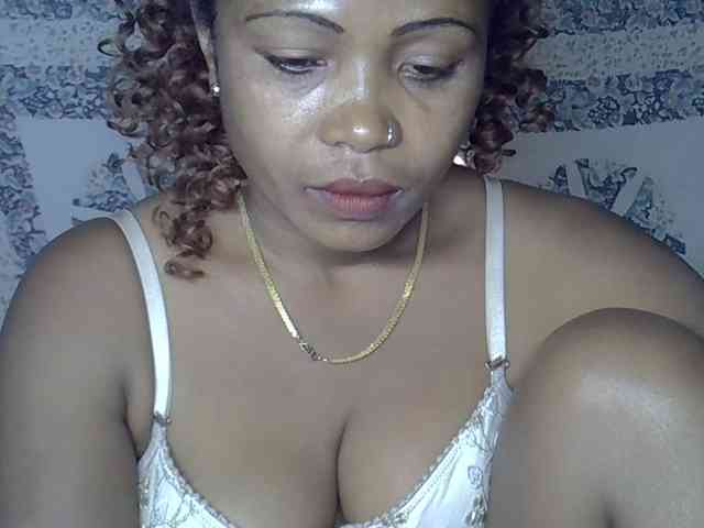 Sexywife1 webcam