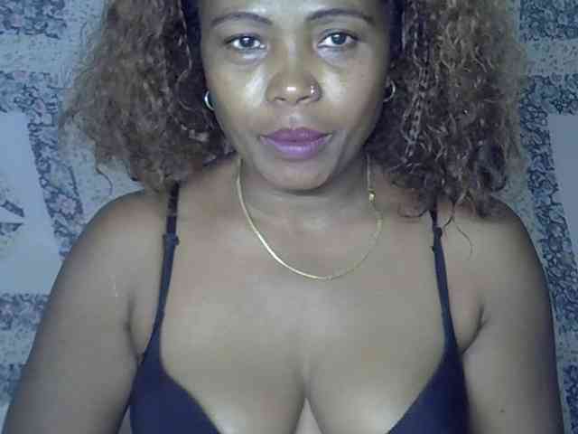Sexywife1 webcam