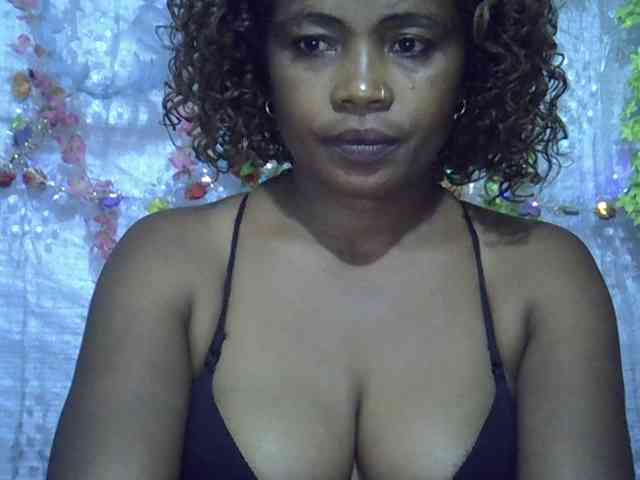 Modèle: Sexywife1
