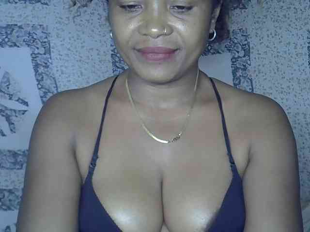 Sexywife1 webcam