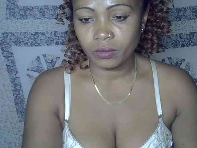 Sexywife1 webcam