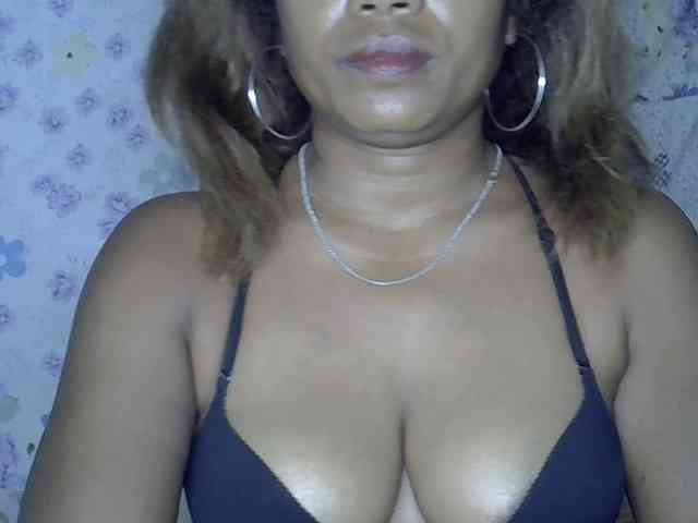 Sexywife1 webcam