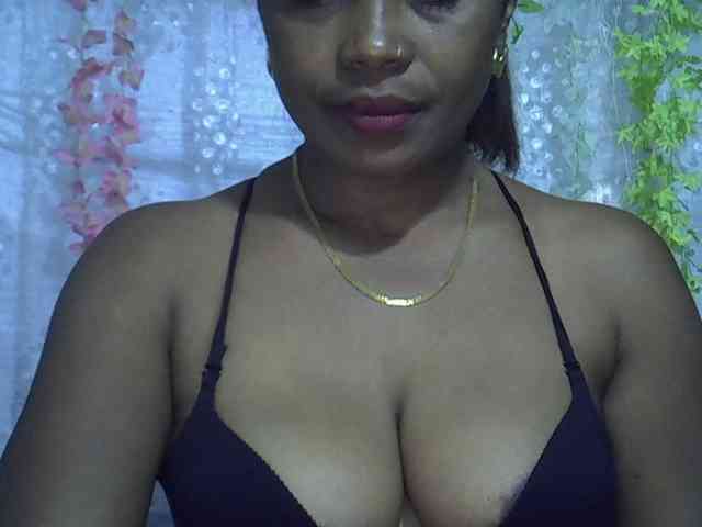 Sexywife1 webcam