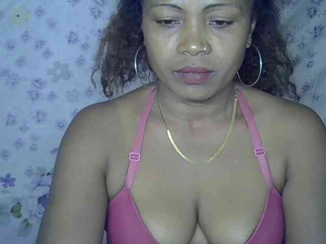 Sexywife1 webcam