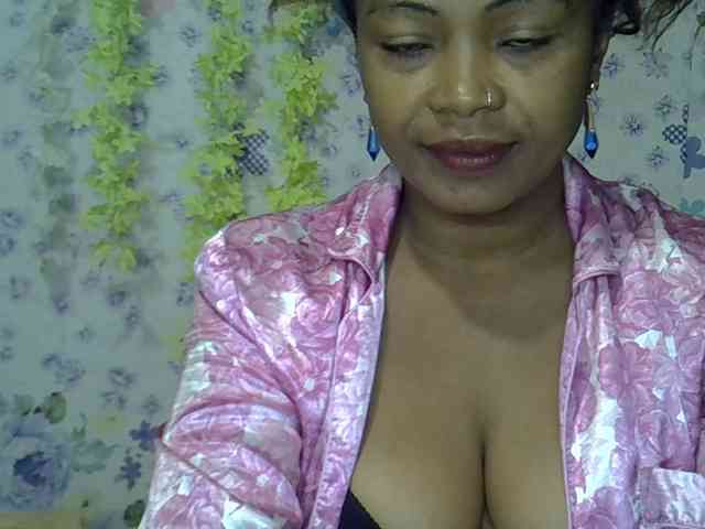 Sexywife1 webcam