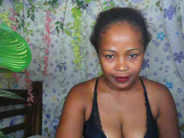 Sexywife1 webcam