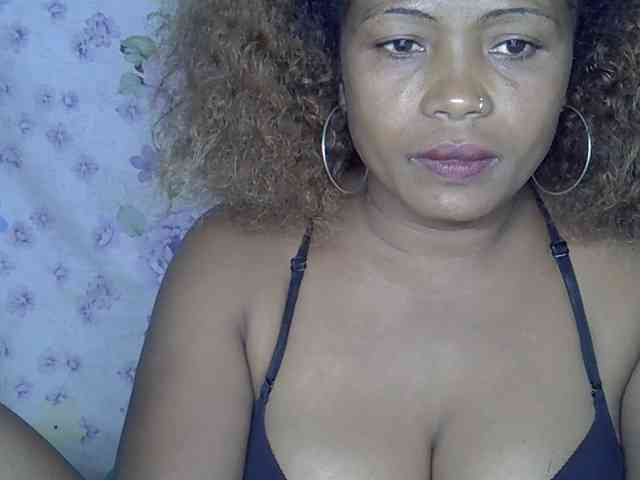 Modèle: Sexywife1