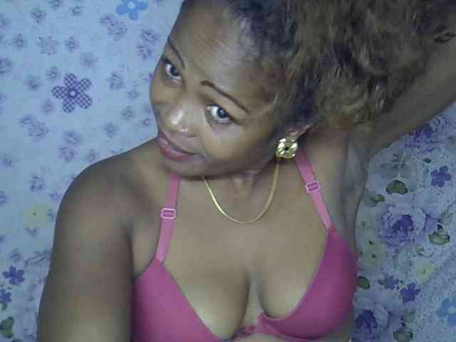 Sexywife1 webcam