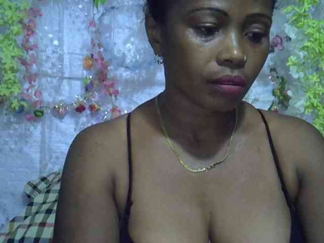 Sexywife1 webcam