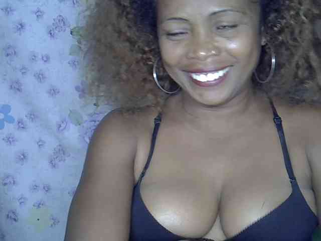 Sexywife1 webcam