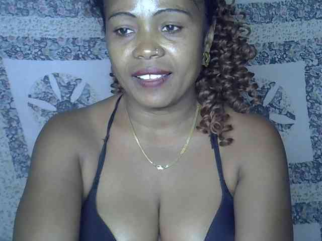 Sexywife1 webcam