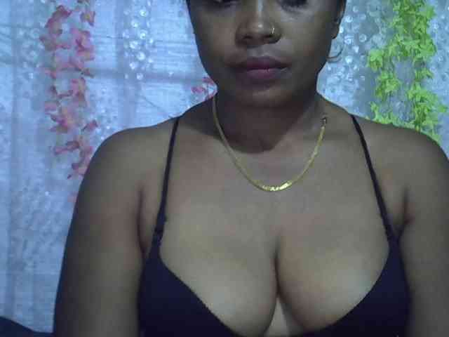 Sexywife1 webcam