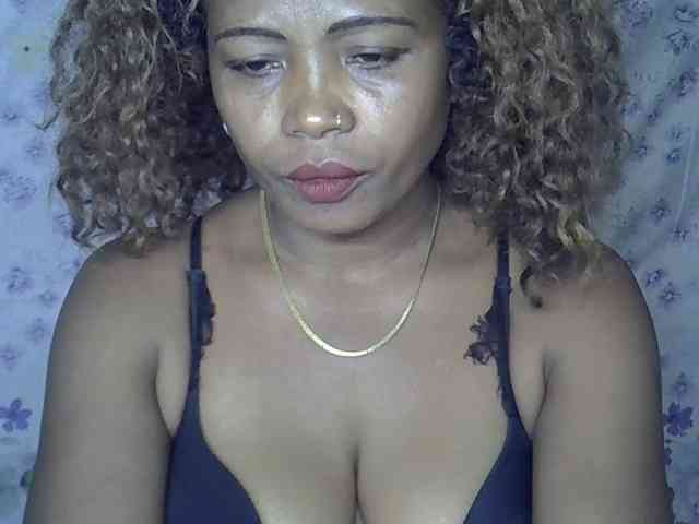 Sexywife1 webcam