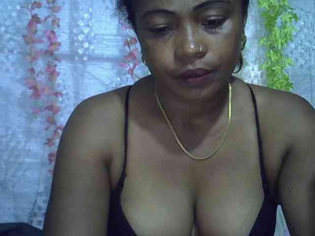 Sexywife1 webcam