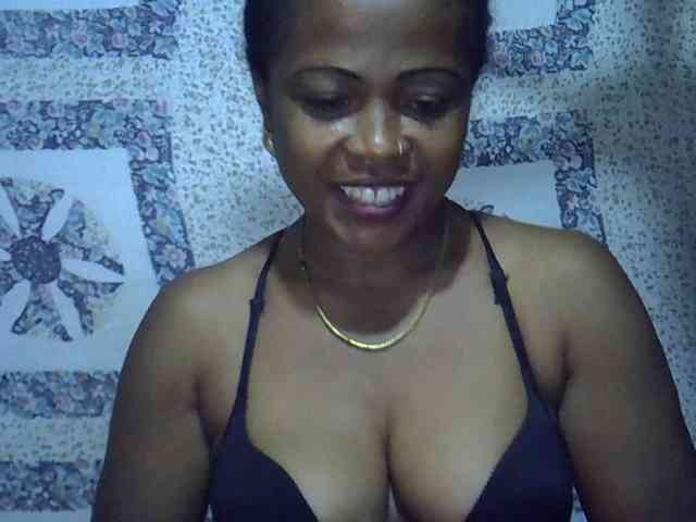 Sexywife1 webcam