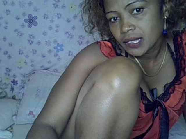 Sexywife1 webcam