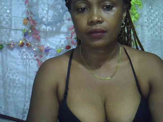 Sexywife1 webcam