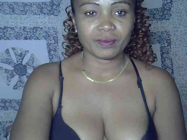 Sexywife1 webcam