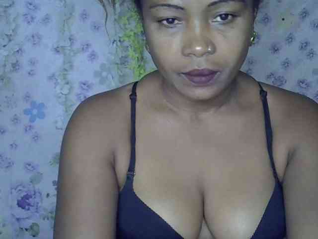 Sexywife1 webcam