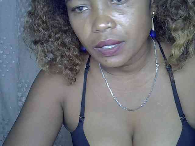 Sexywife1 webcam