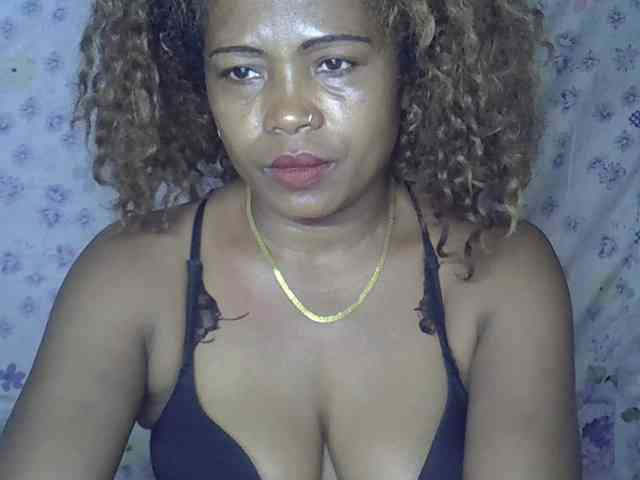 Sexywife1 webcam