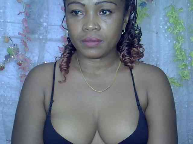 Sexywife1 webcam