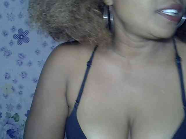 Sexywife1 webcam