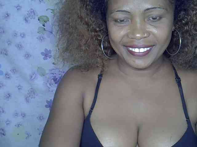 Modèle: Sexywife1