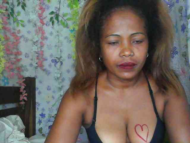 Sexywife1 webcam