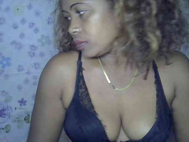 Sexywife1 webcam