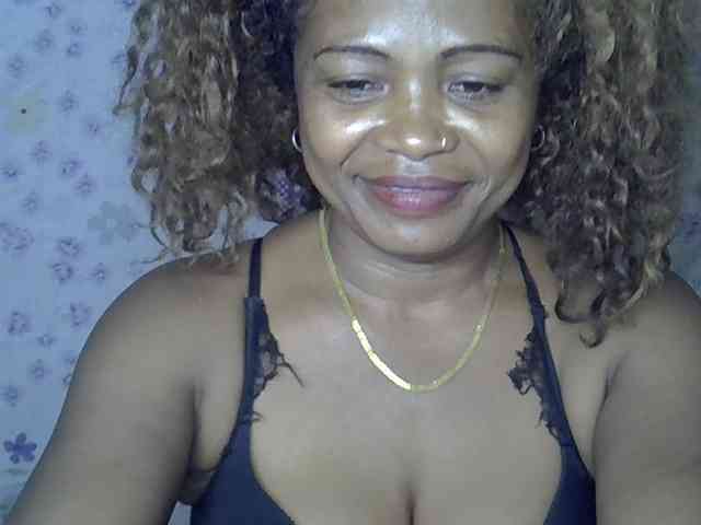 Sexywife1 webcam