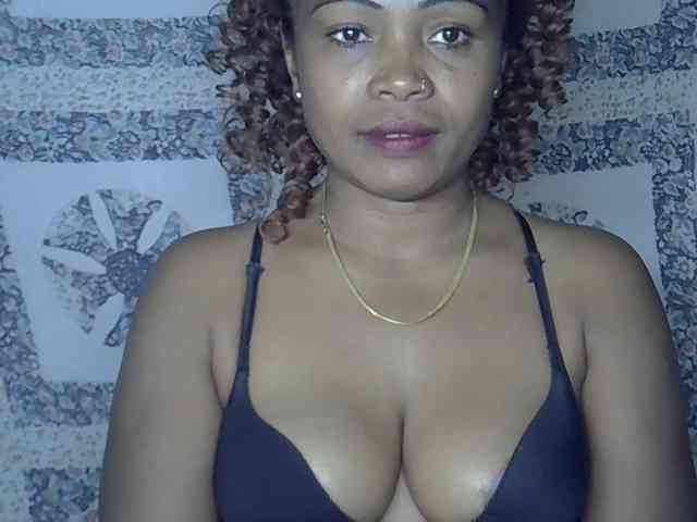 Sexywife1 webcam