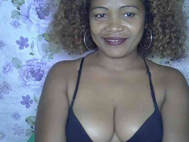 Sexywife1 webcam