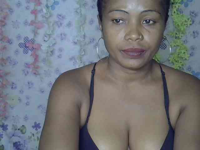 Sexywife1 webcam