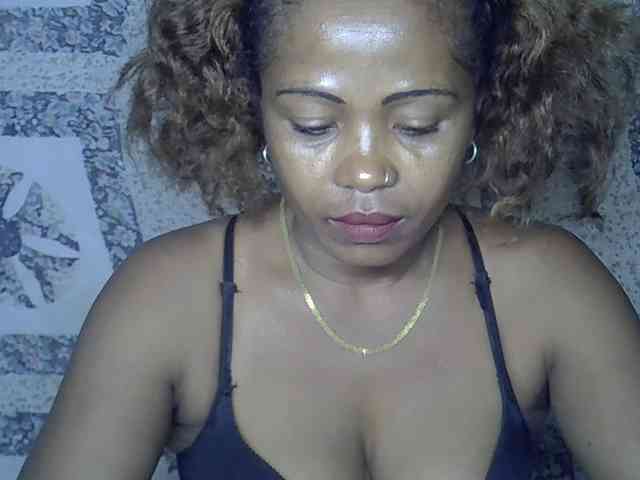 Sexywife1 webcam