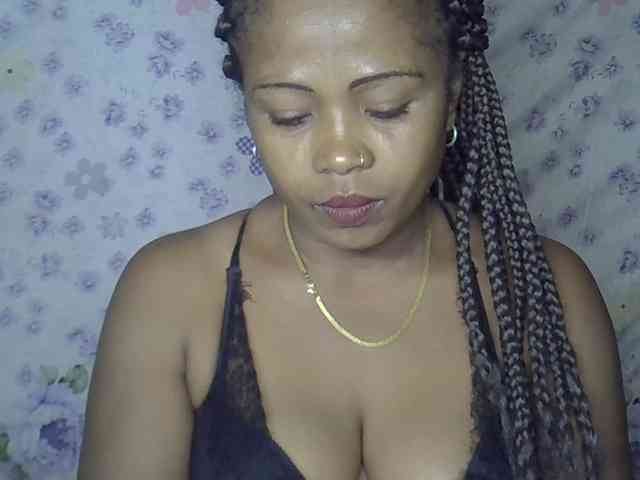 Sexywife1 webcam