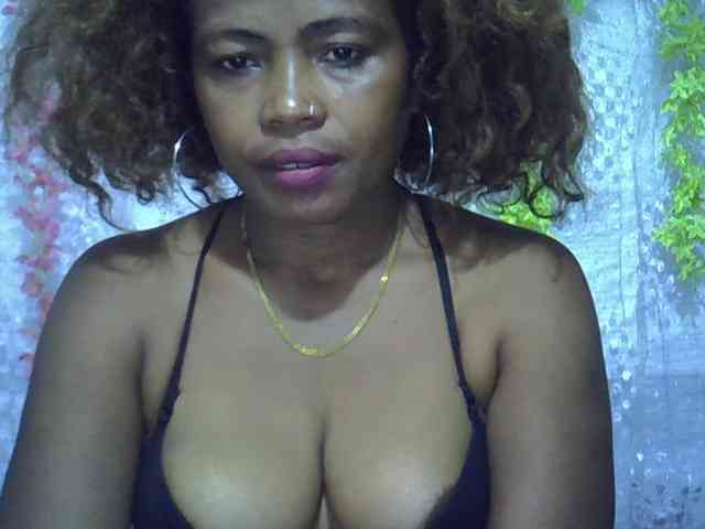 Sexywife1 webcam