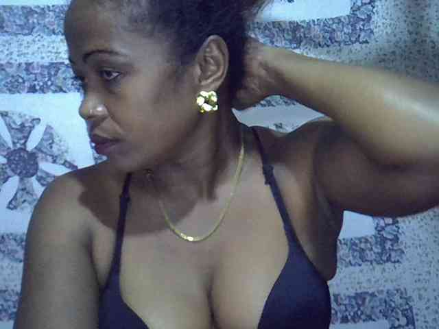 Sexywife1 webcam