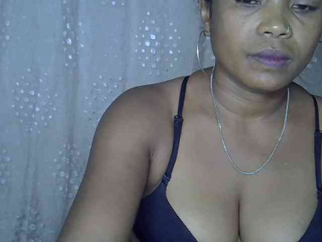 Sexywife1 webcam