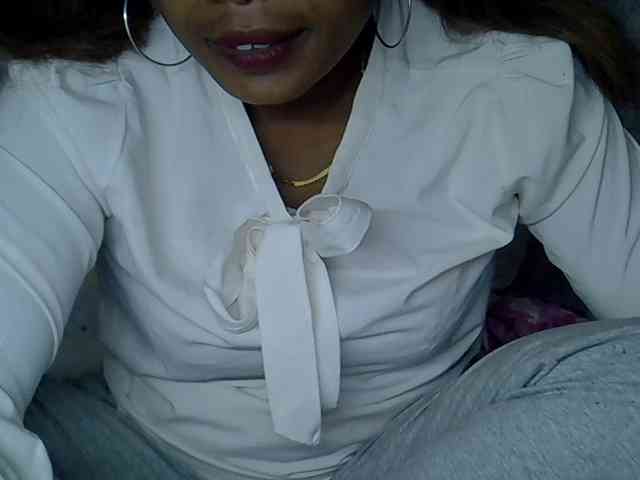 Sexywife1 webcam