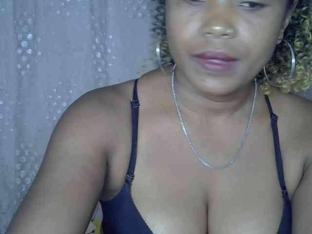 Sexywife1 webcam
