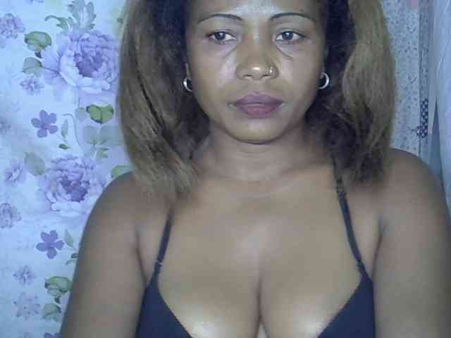 Sexywife1 webcam