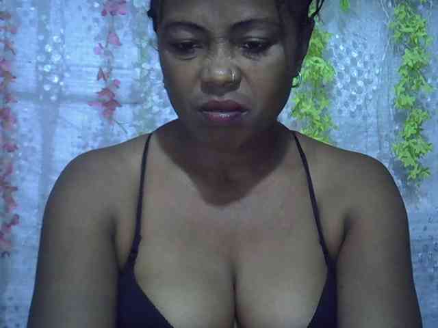 Sexywife1 webcam